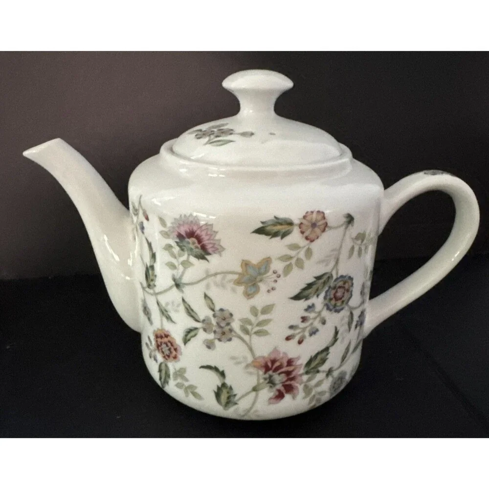 Andrea by Sadek Buckingham Teapot and Cheese Tray Floral Chintz Vintage Japan